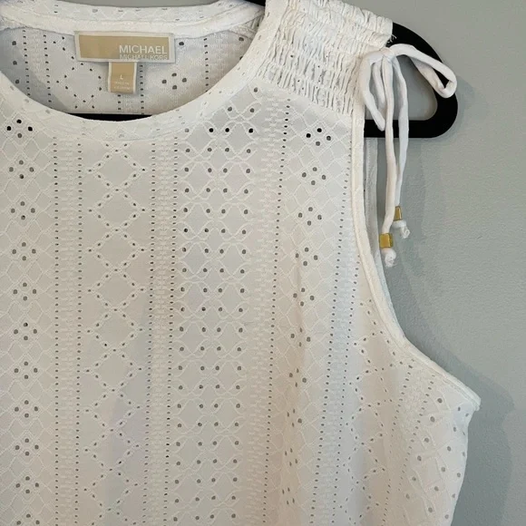 michael Kors Eyelet Peplum Sleeveless Top - Picture 2 of 11